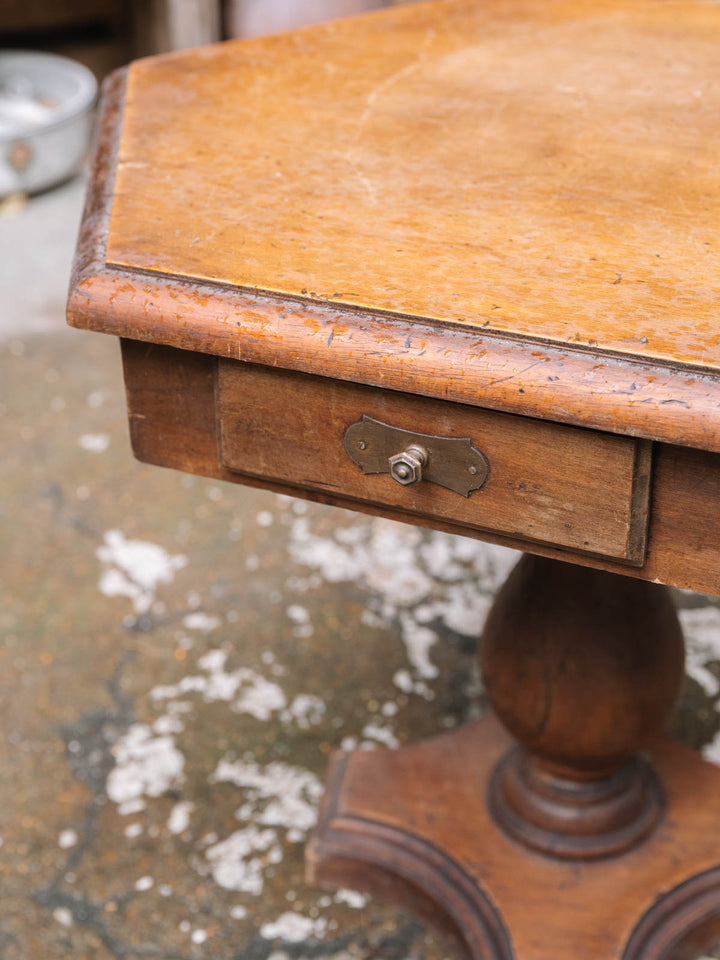 francine-table-appoint-hexagonale-bois-1498-4