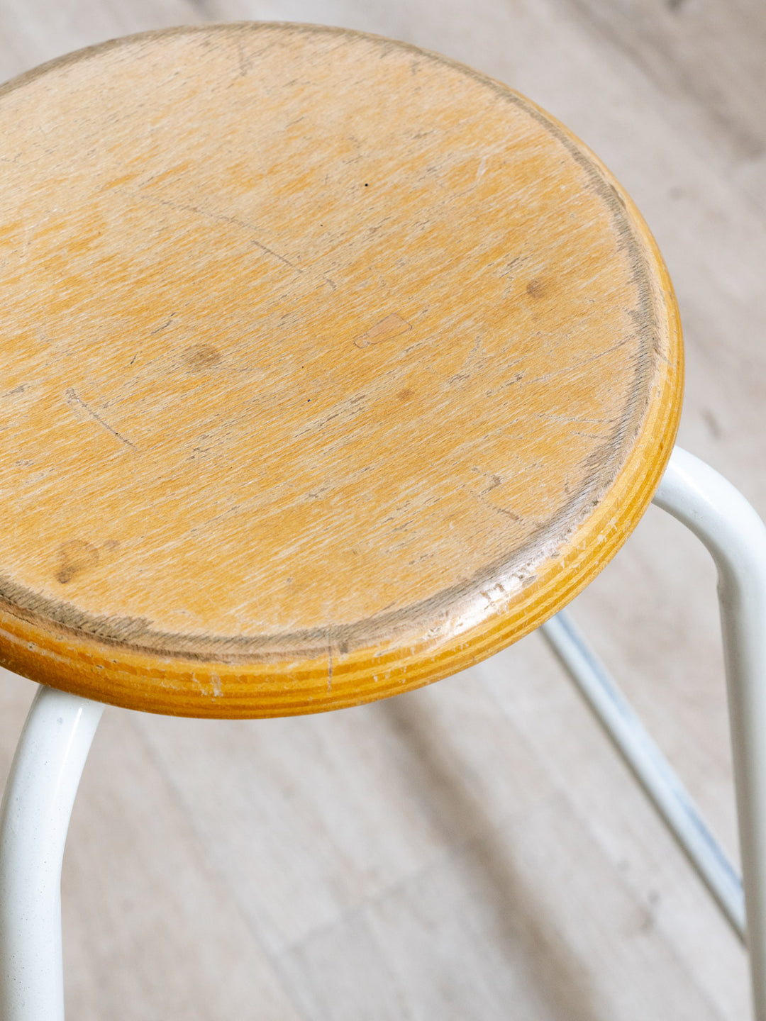 regis-tabouret-bois-1589-7
