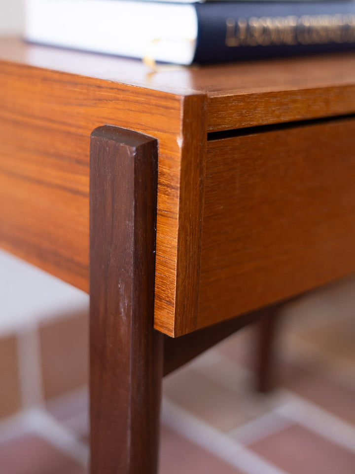maia-table-chevet-bois-contemporaine-1570-8