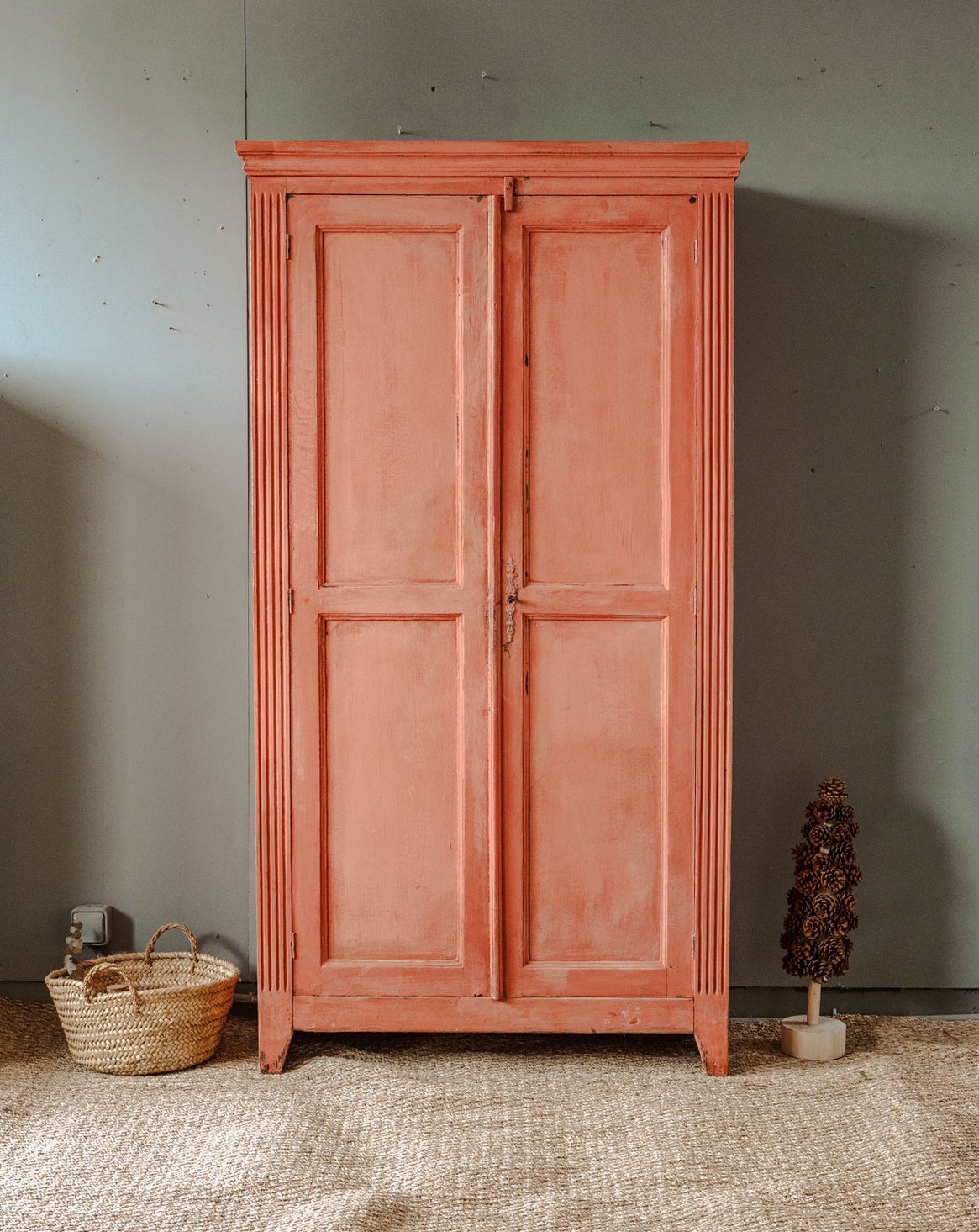 Our vintage furniture and second-hand furniture