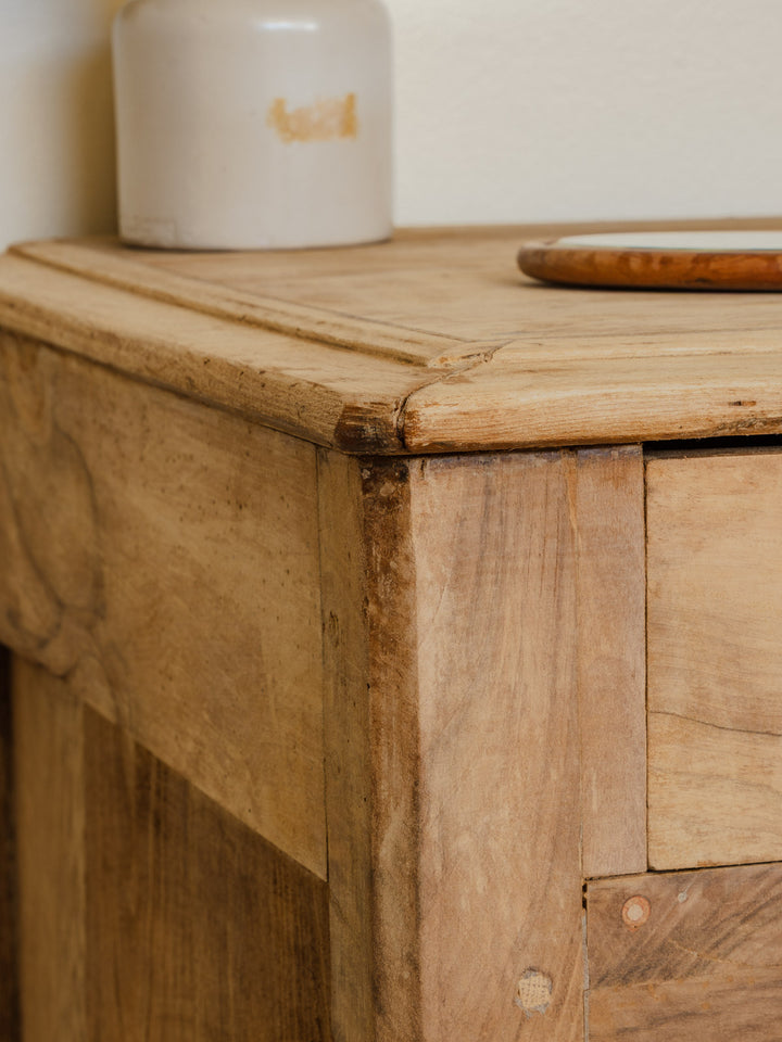 gilbert-buffet-noyer-530-11