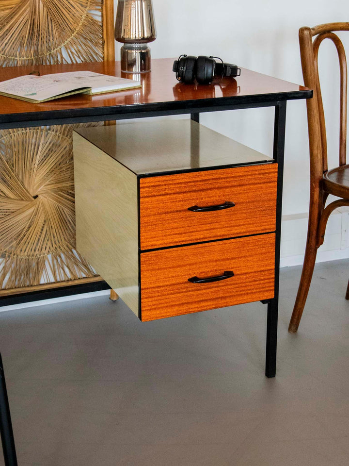 yvan-bureau-formica-522-4