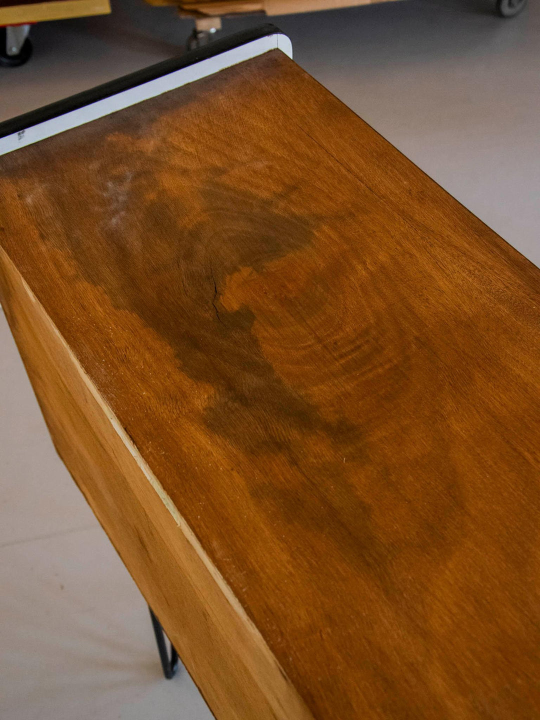 margaret-enfilade-formica-445-11