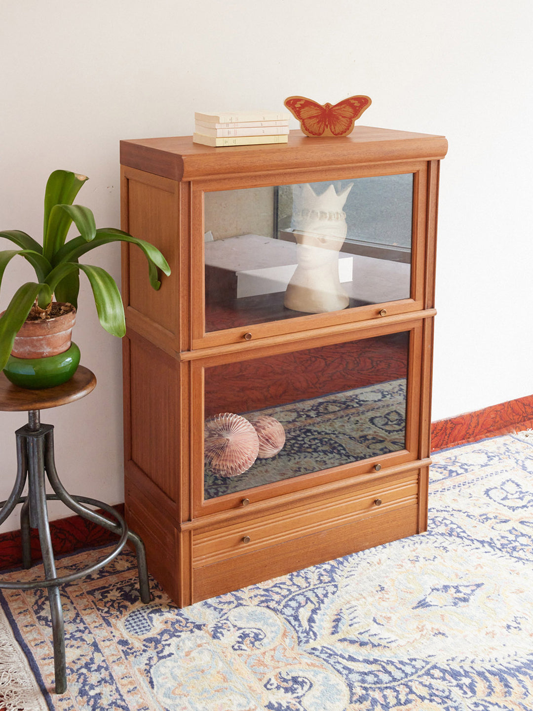 victoria-vitrine-bois-1362-2