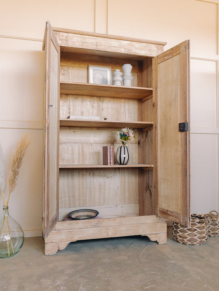 blandine-armoire-bois-clair-renovee-501-8