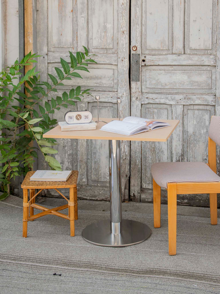 karla-table-a-manger-bois-chrome-carre-1226-5