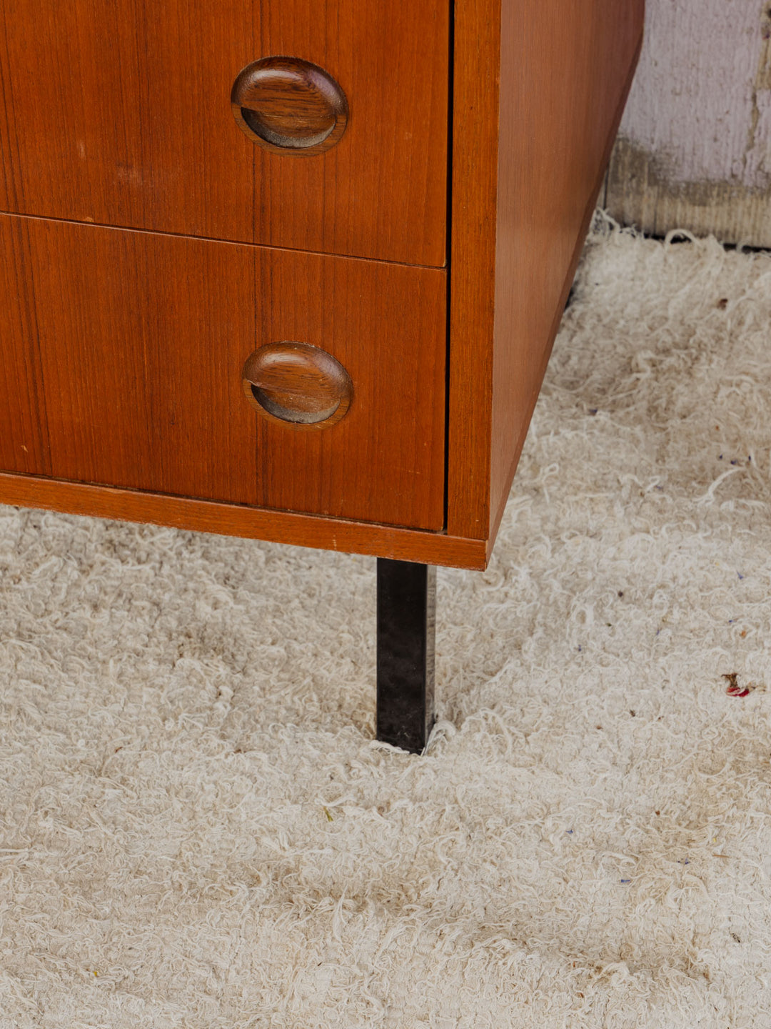 olga-commode-teck-675-8