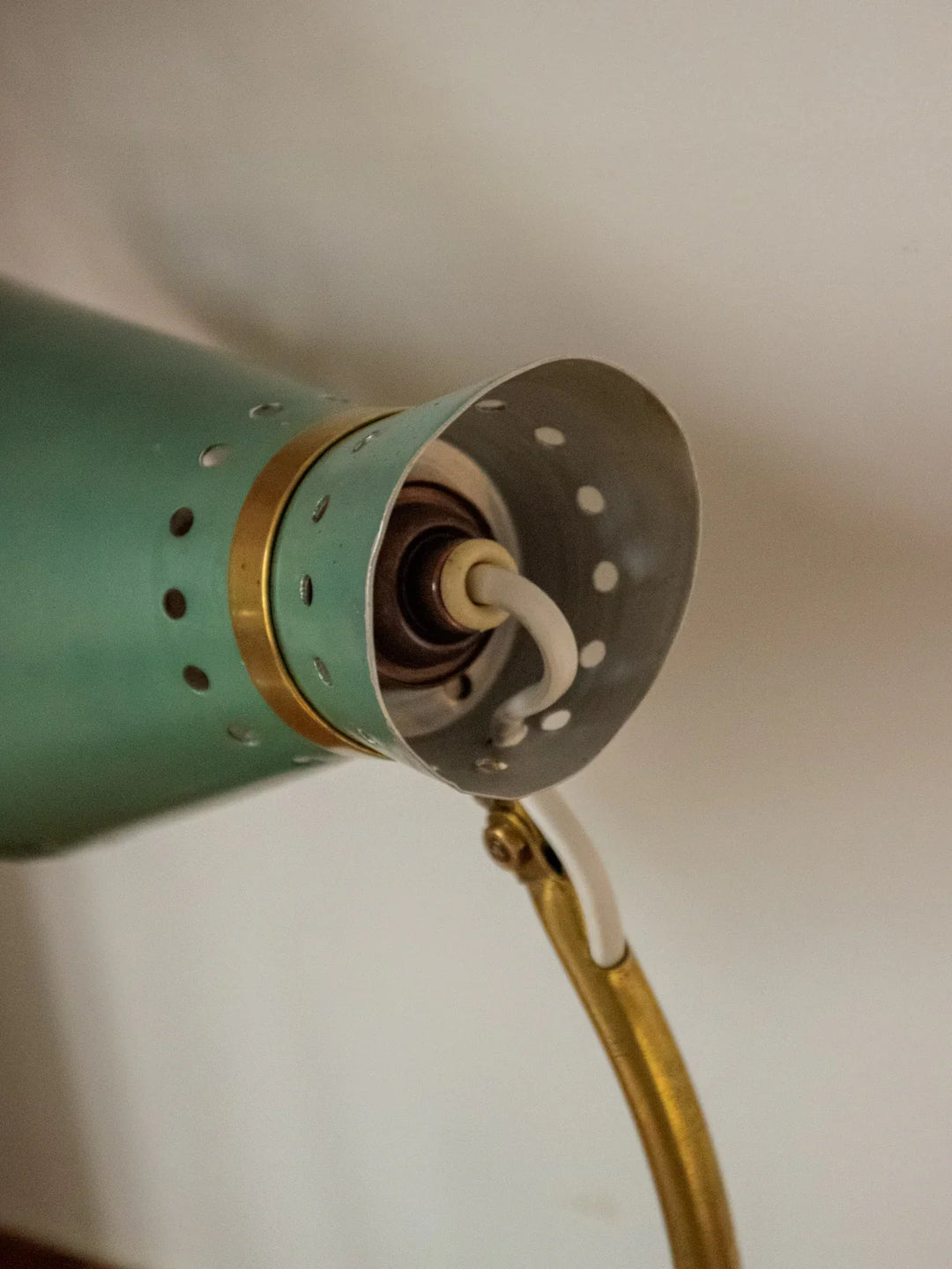 julia-lampe-poser-laiton-784-7