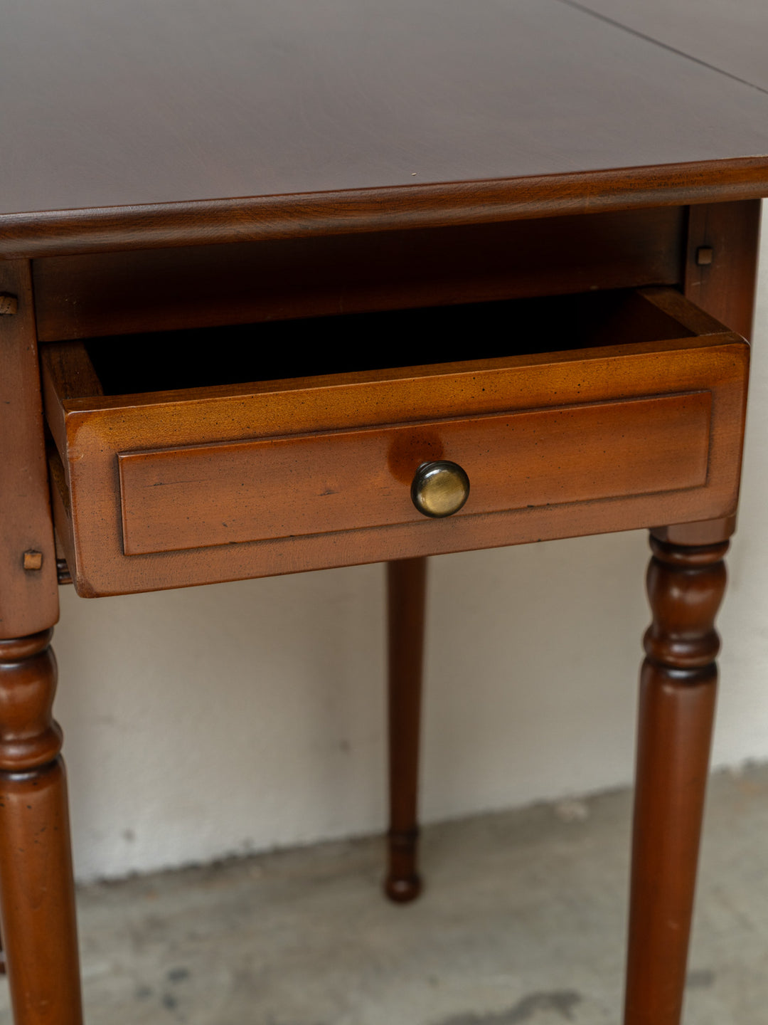 francine-table-appoint-bois-1095-4