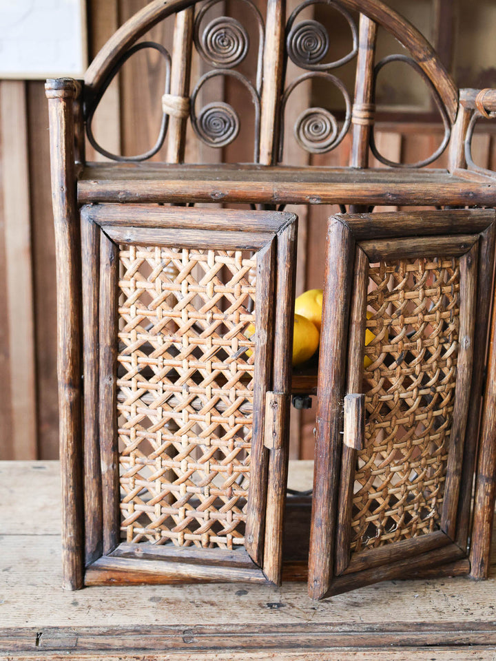 blandine-armoire-bois-rotin-298-5