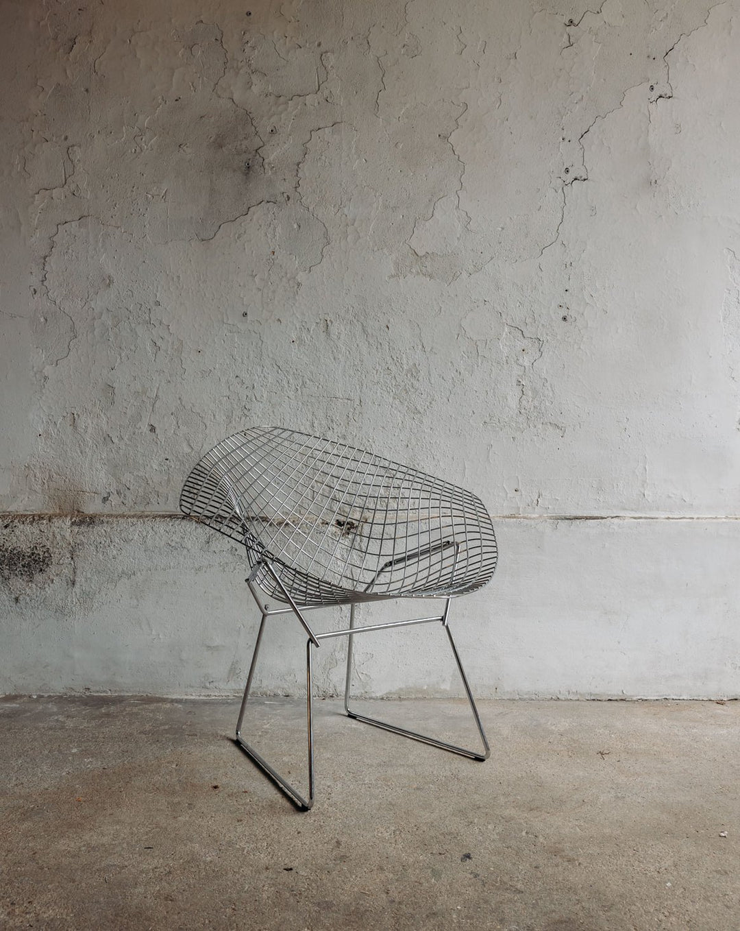 alma-chaise-bertoia-1182-1