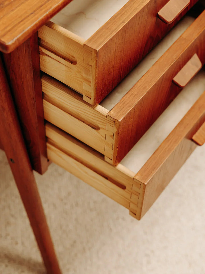 yvan-bureau-teck-496-9