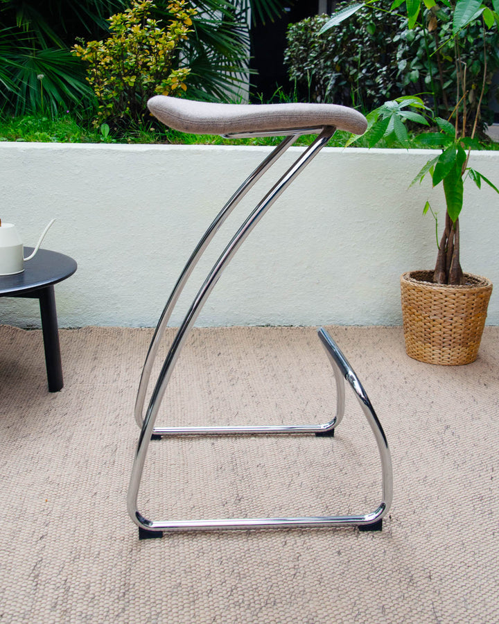 pierre-tabouret-bar-tissu-679-3