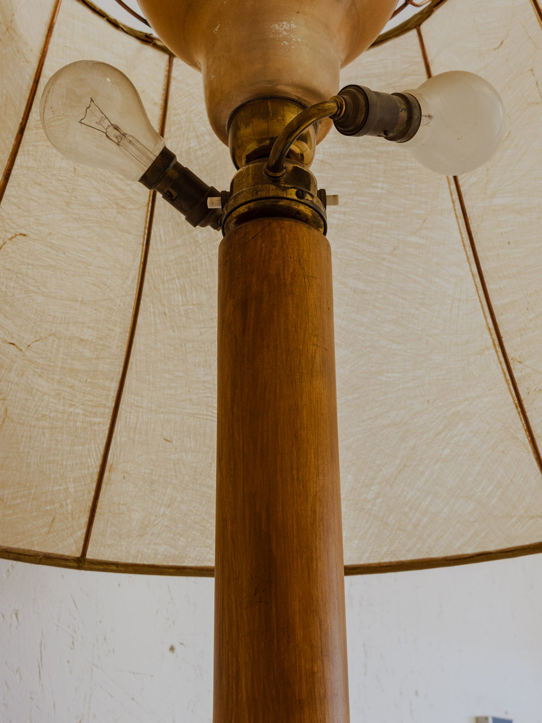 julien-lampadaire-bois-345-7