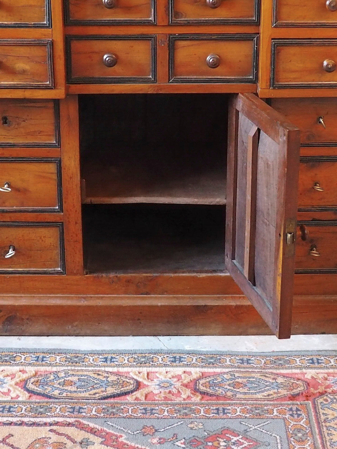 gilbert-buffet-bois-642-9