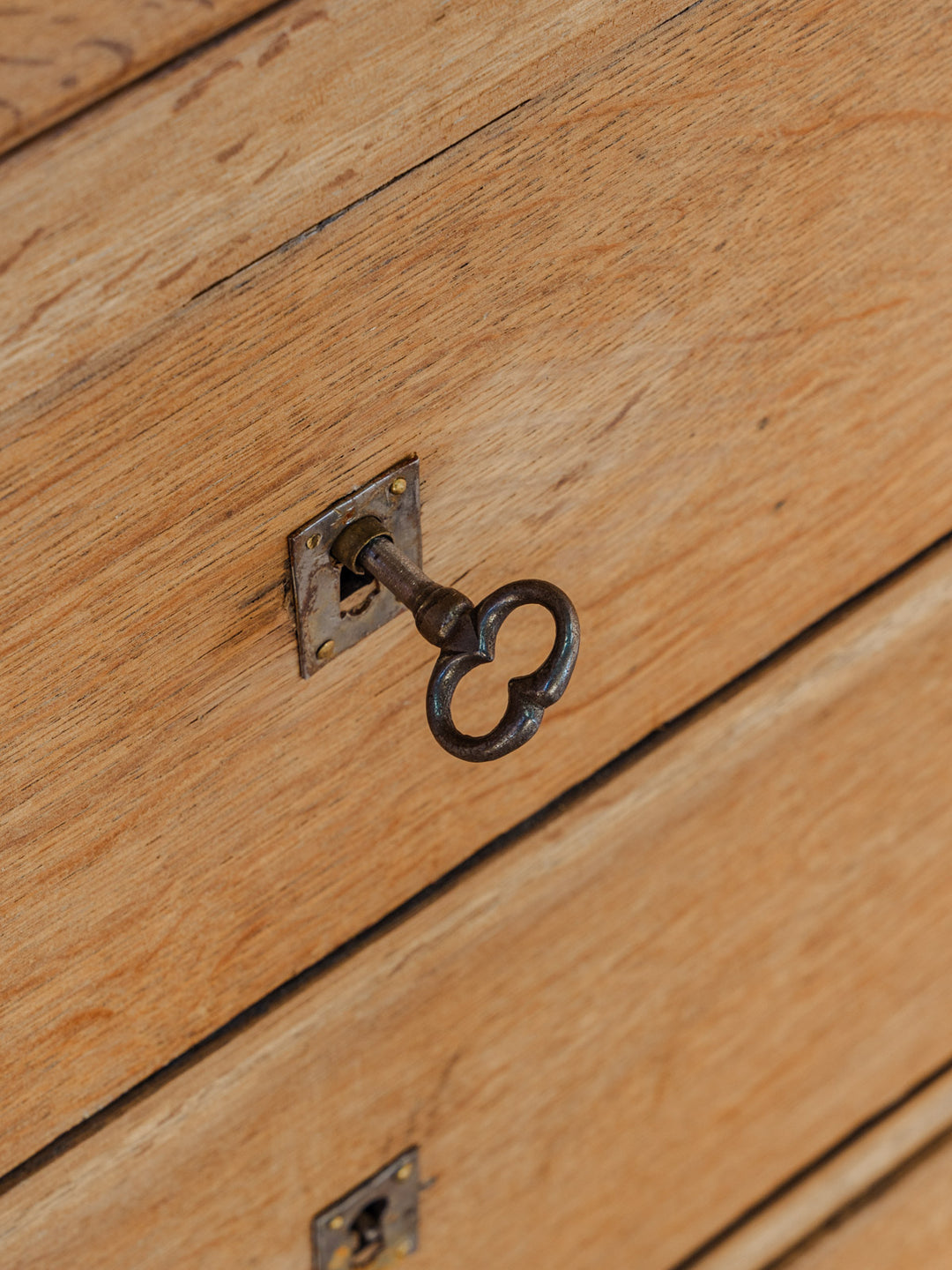 olga-commode-bois-374-8