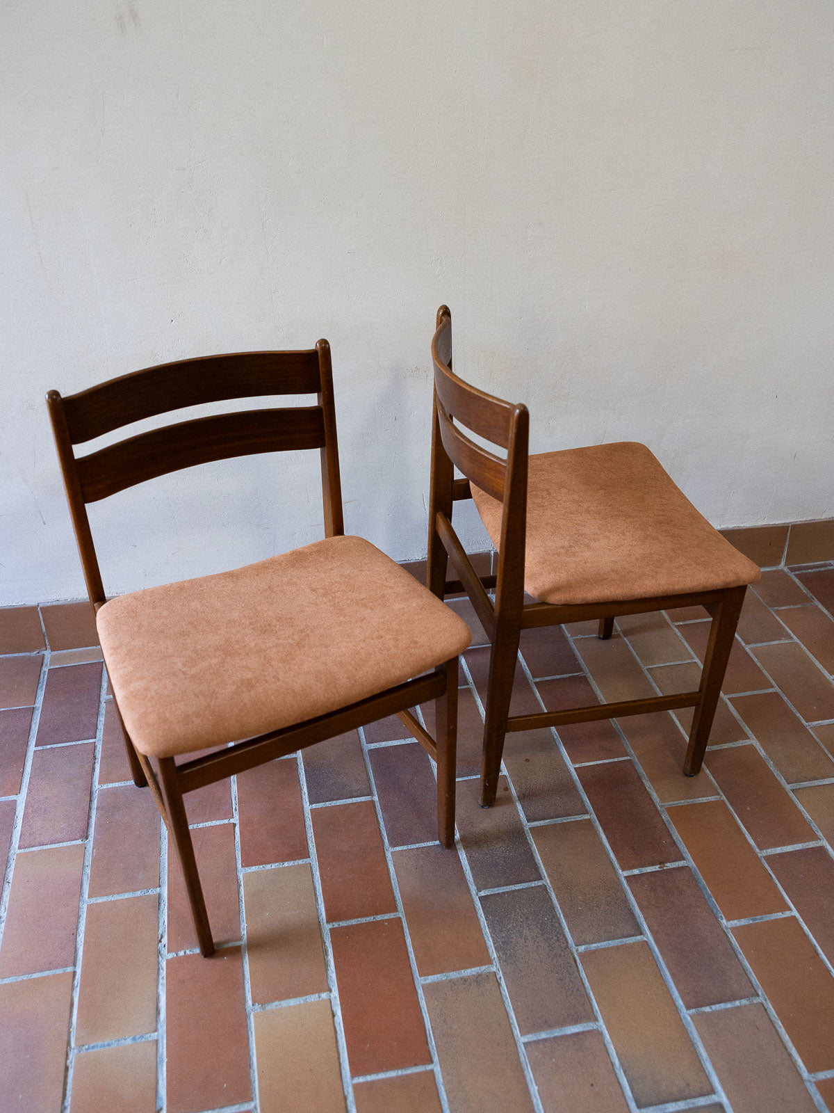 alma-chaise-bois-corail-1794-2