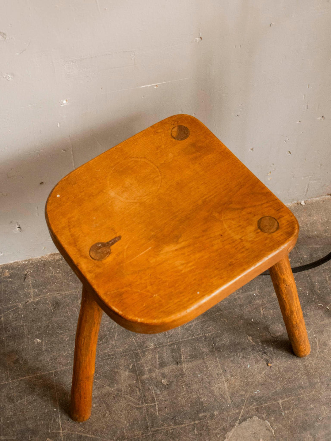 regis-tabouret-bois-1334-5