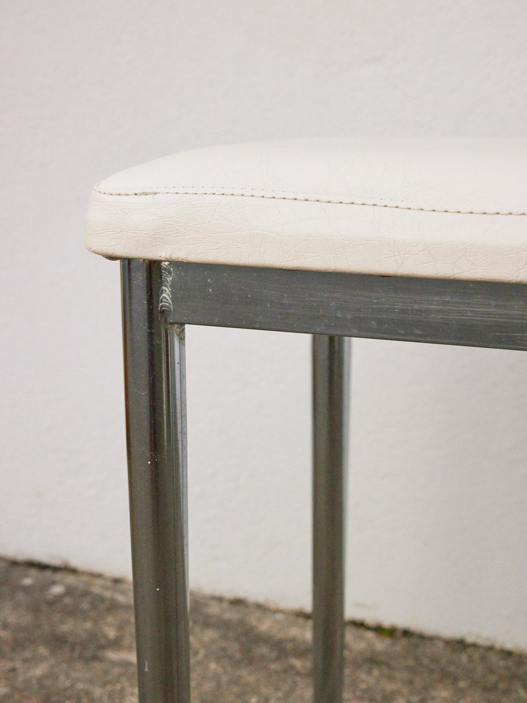 axel-tabouret-cuir-547-3