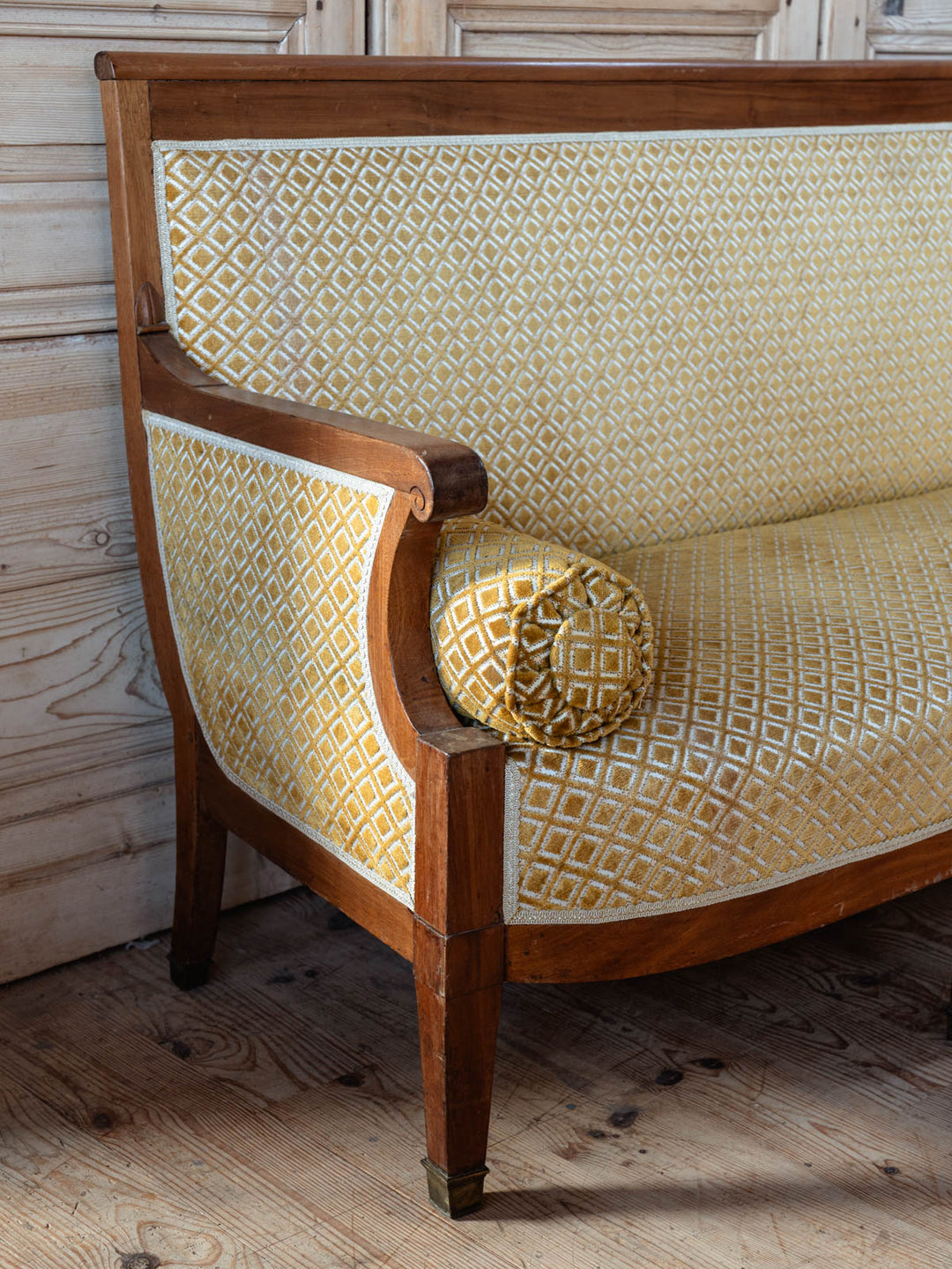 martine-banquette-bois-172-8