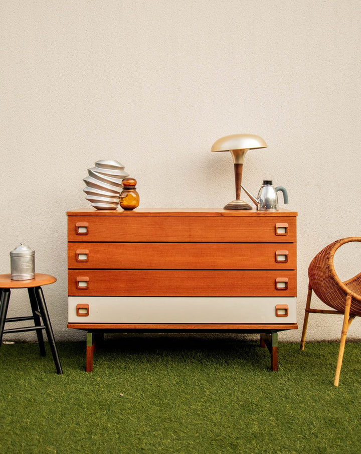 olga-commode-teck-360-1