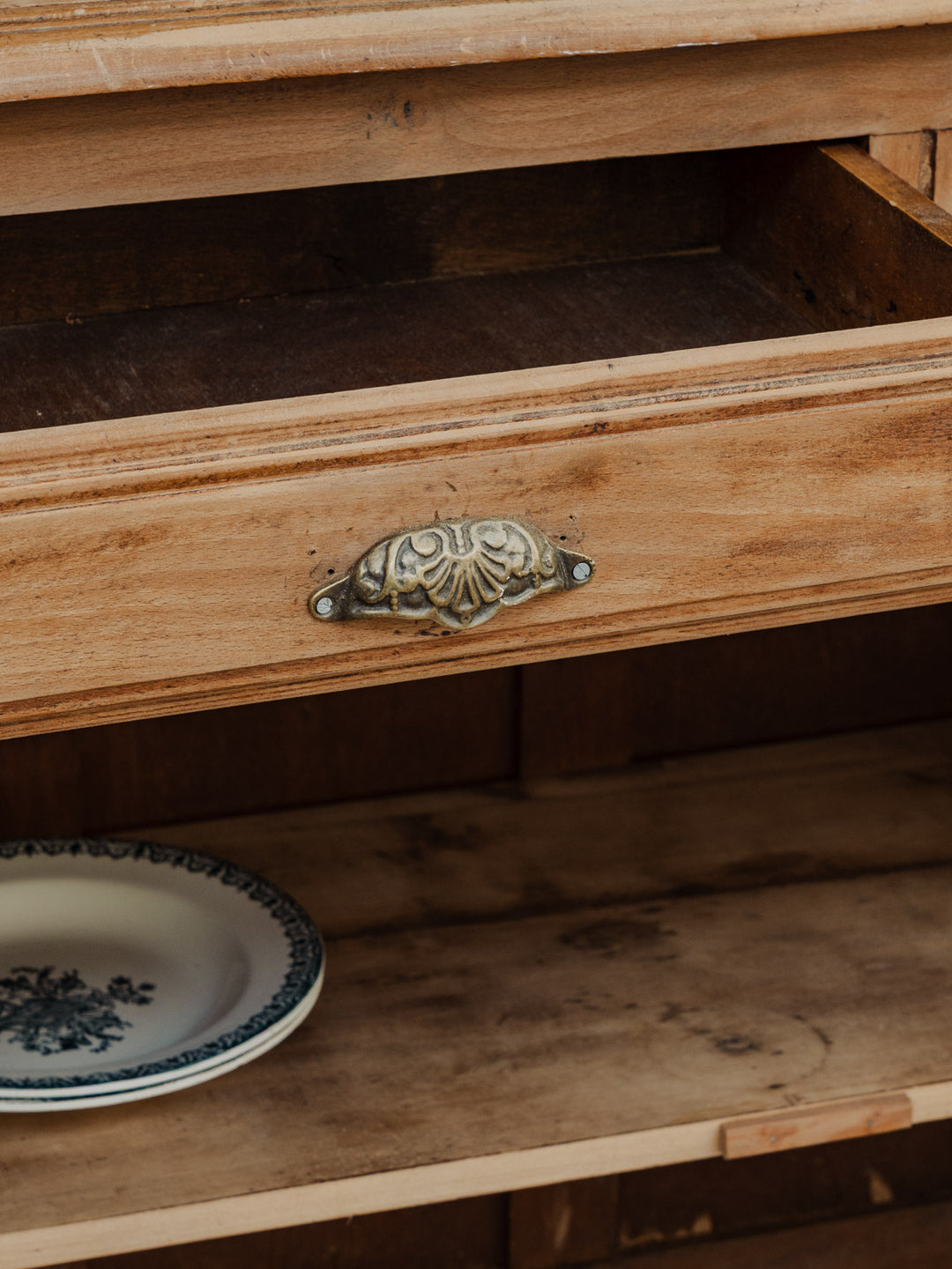 gilbert-buffet-bois-587-7