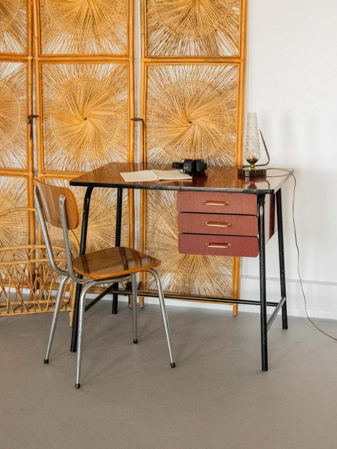 yvan-bureau-formica-513-2