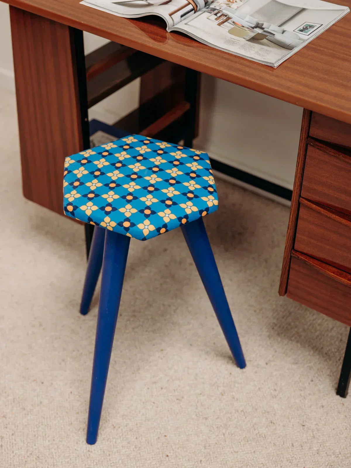 axel-tabouret-tissu-535-2