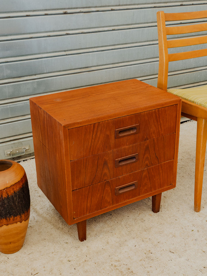 maia-table-chevet-bois-1627-5