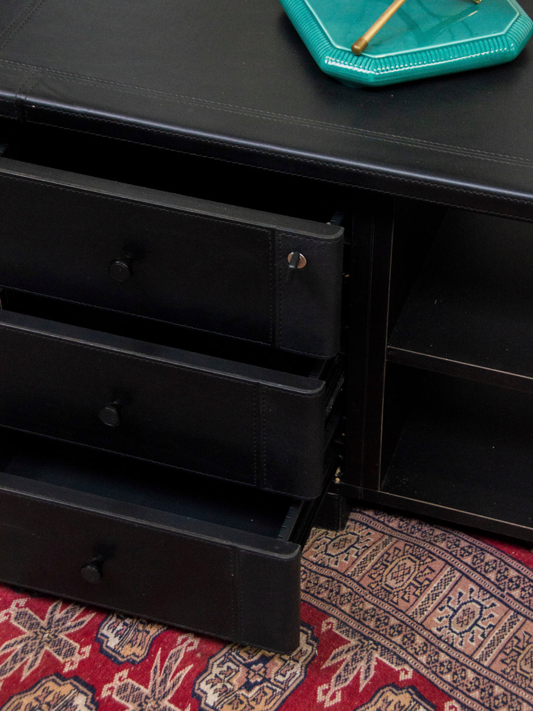 margaret-enfilade-cuir-354-8