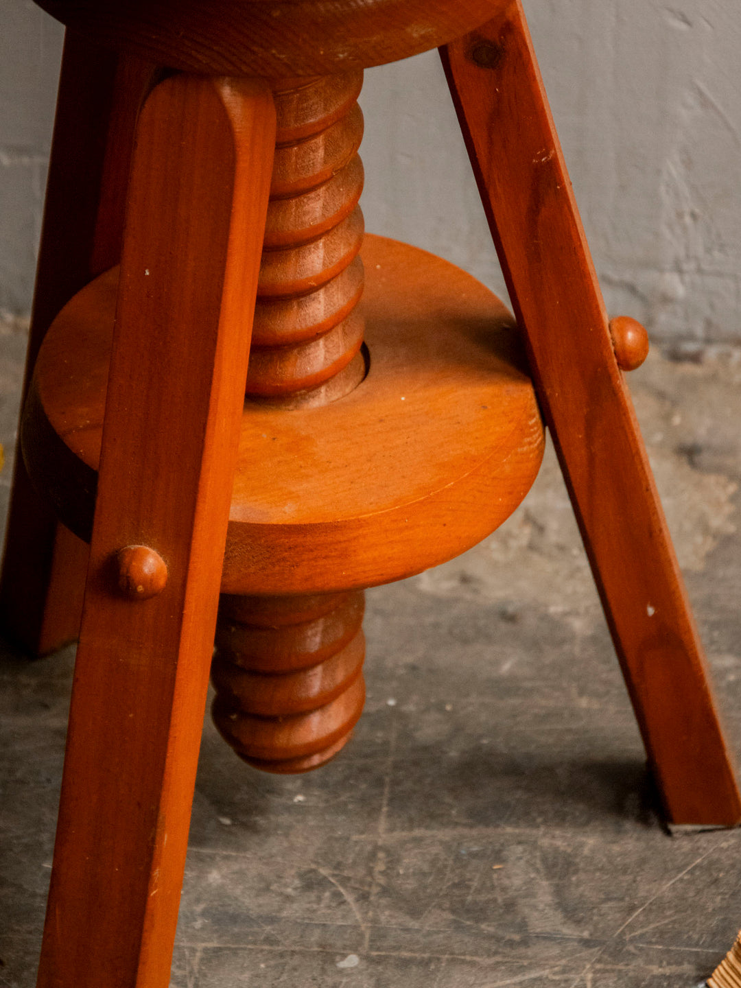 regis-tabouret-bois-1333-5