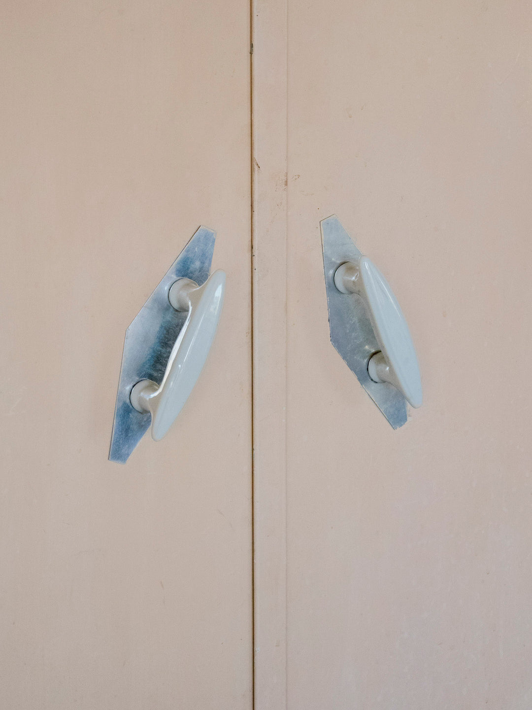 magda-armoire-metal-152-13