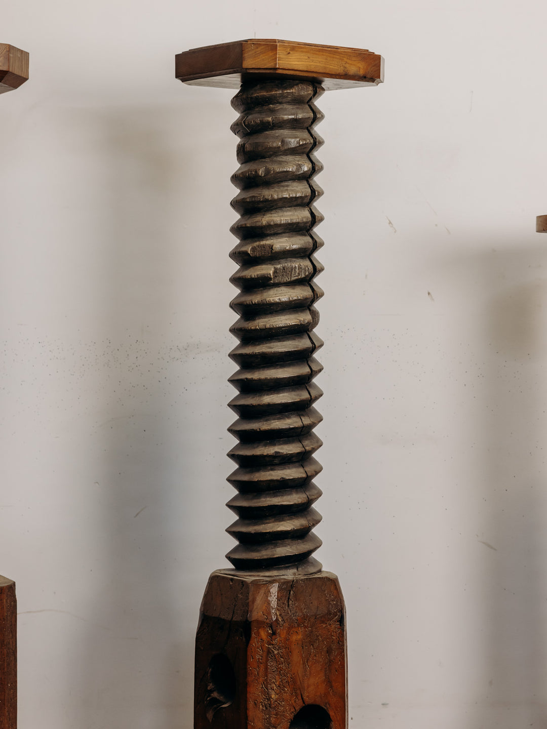 francine-table-appoint-bois-1580-2