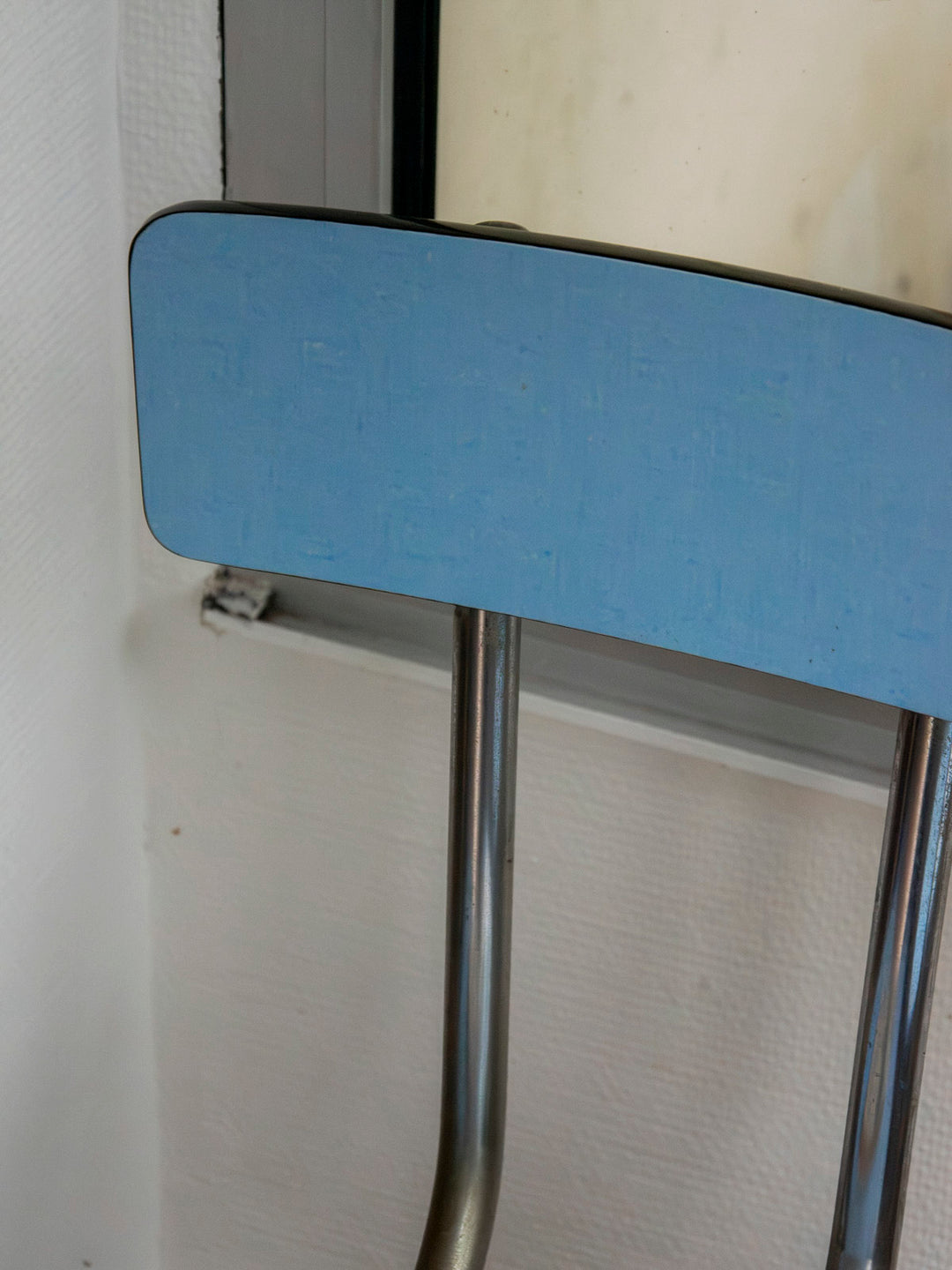 alma-chaise-formica-2109-8