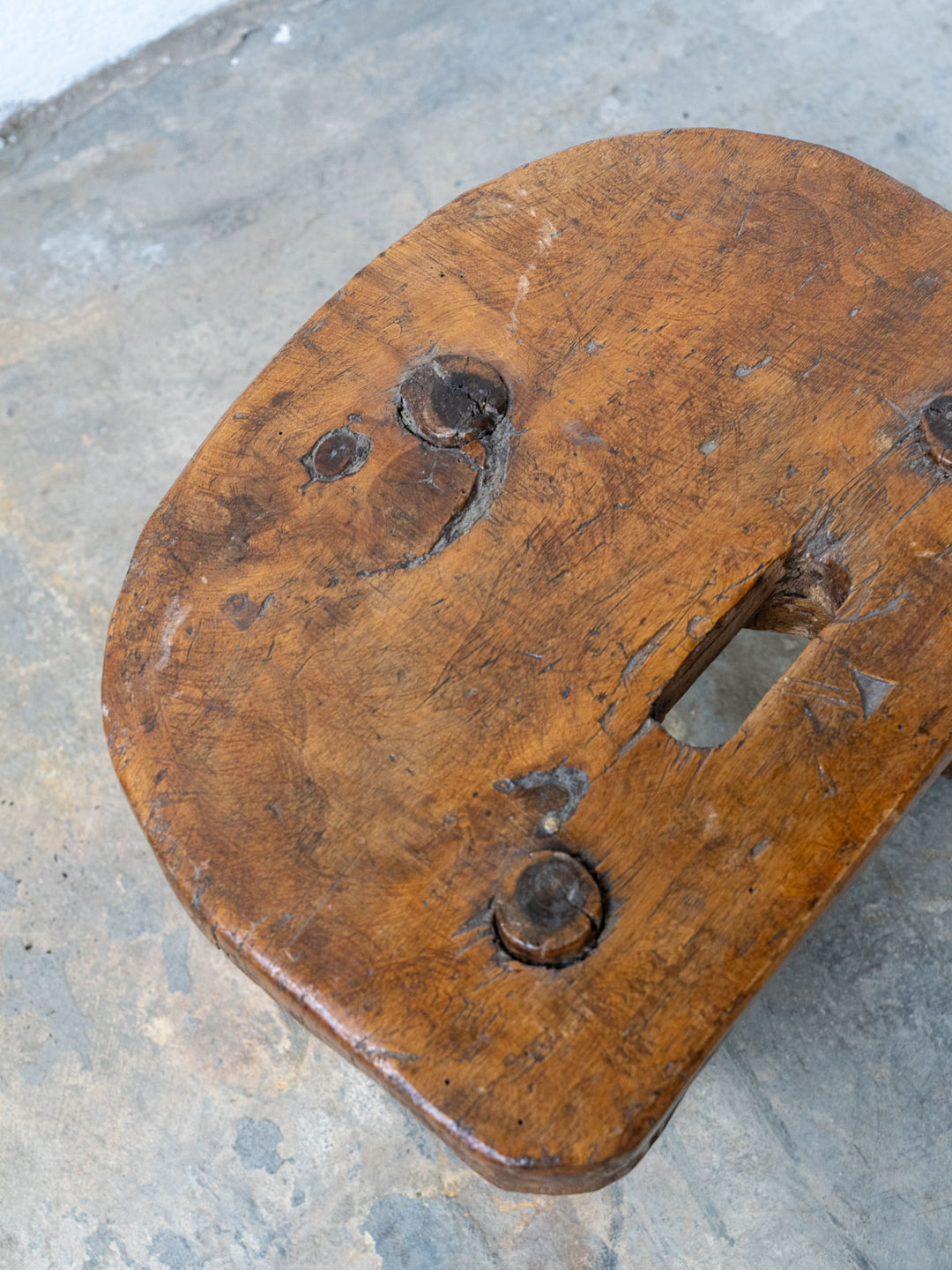 regis-tabouret-bois-1598-7