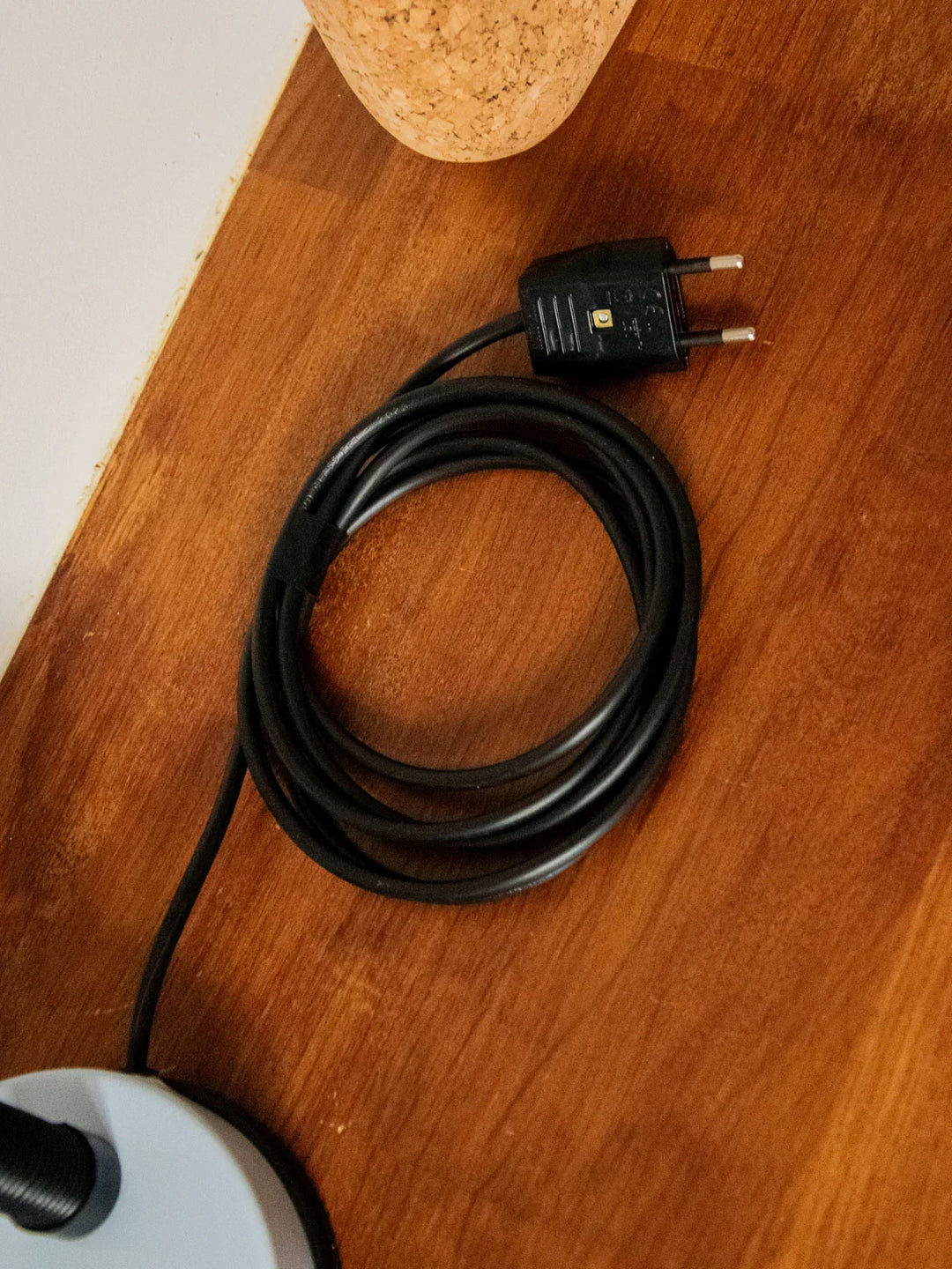 julia-lampe-poser-metal-782-8