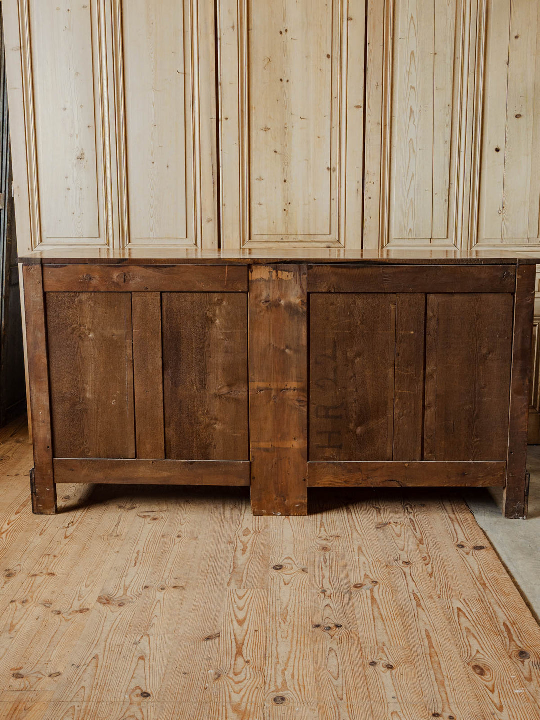 margaret-enfilade-bois-471-13
