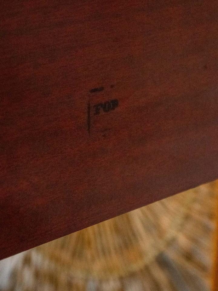 yvan-bureau-formica-513-10