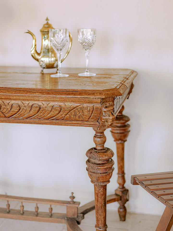 francine-table-appoint-bois-sculpté-moyen-âge-1113-5