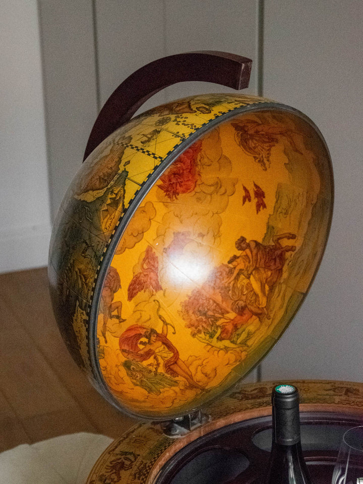 quentin-bar-globe-61-7