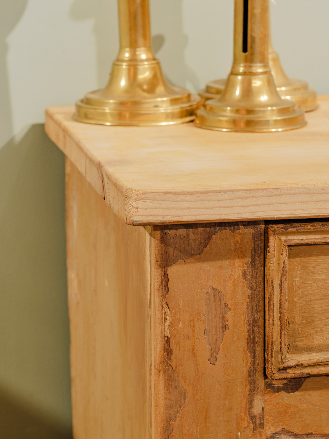 gilbert-buffet-bois-558-5