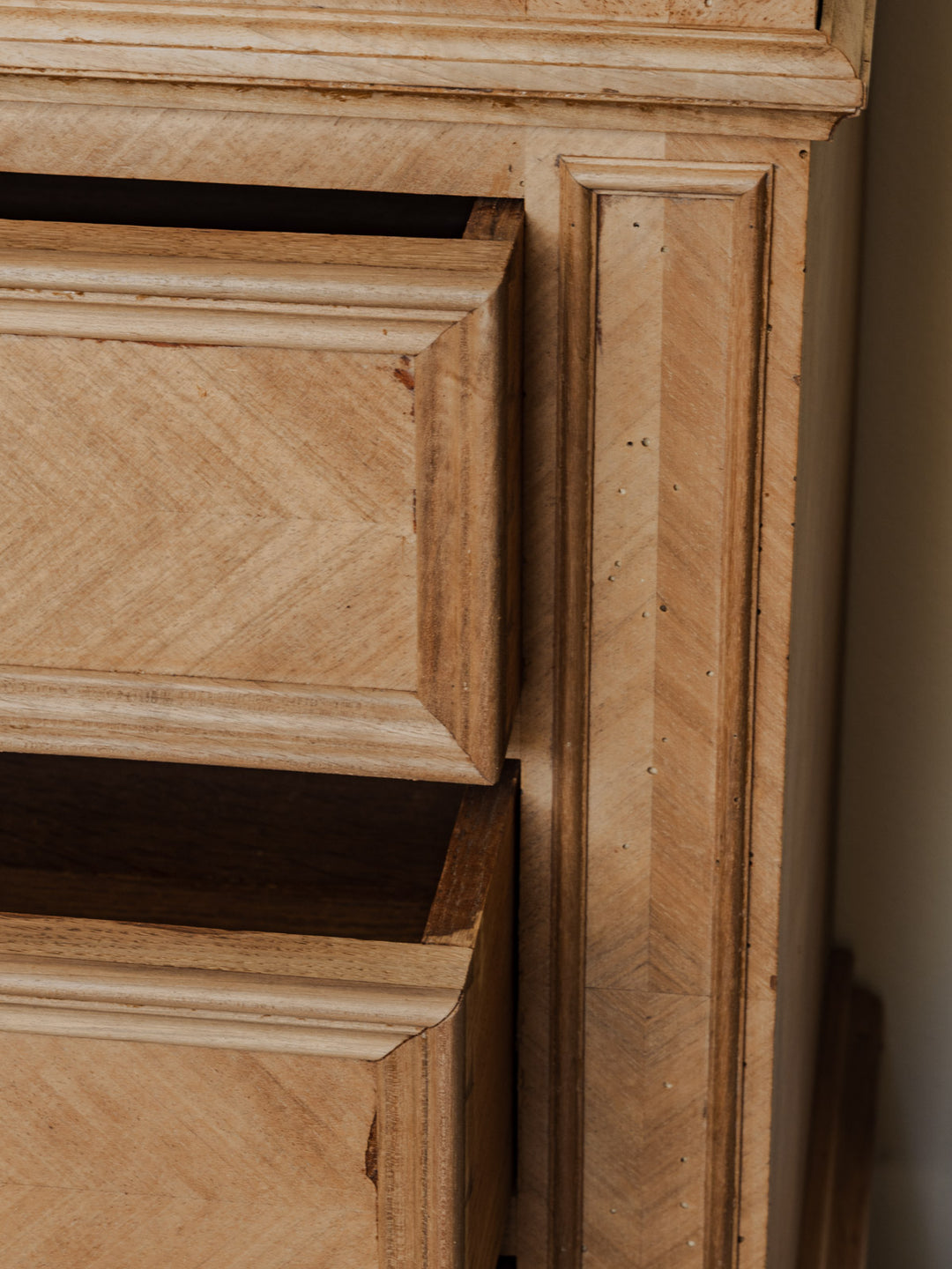 olga-commode-marbre-324-8