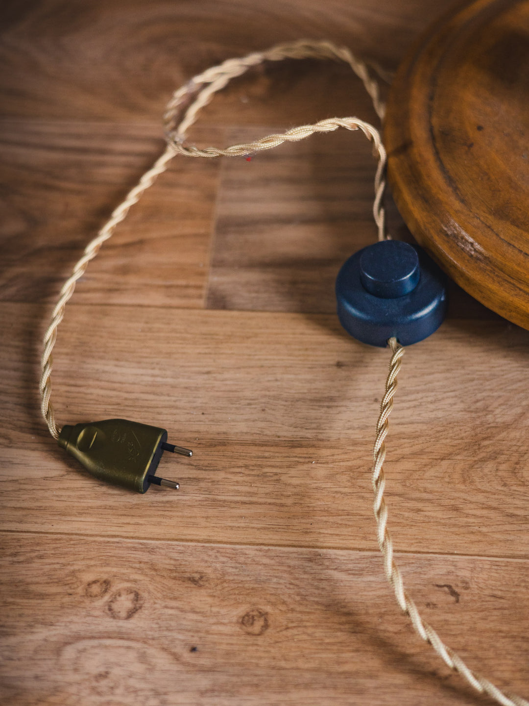 julien-lampadaire-bois-279-12