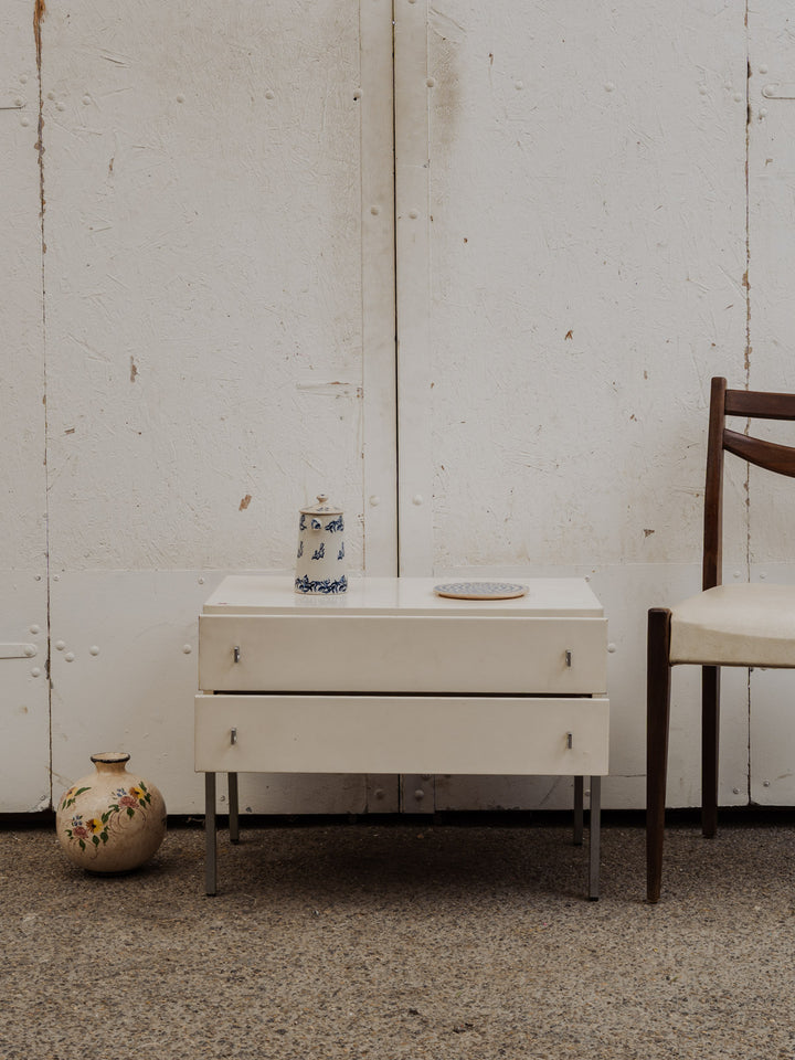 olga-commode-chrome-470-2