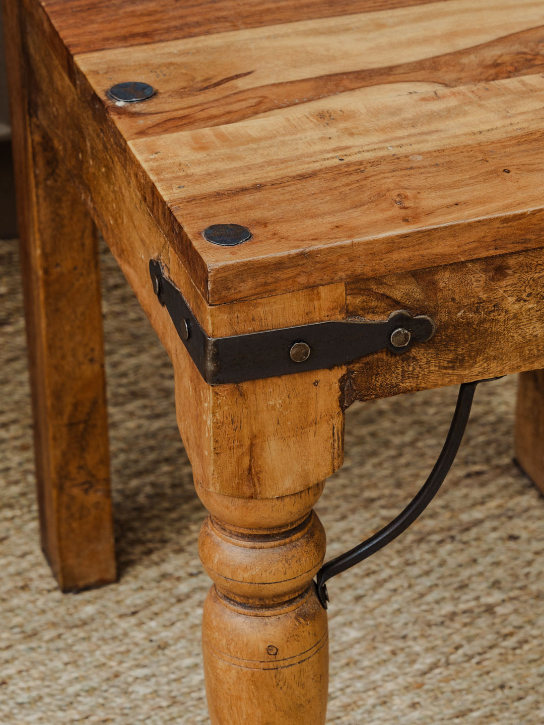 ange-ensemble-table-et-chaises-bois-6-7