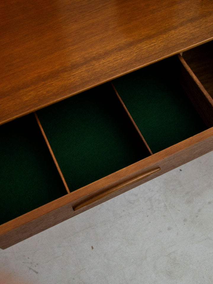 margaret-enfilade-teck-311-9