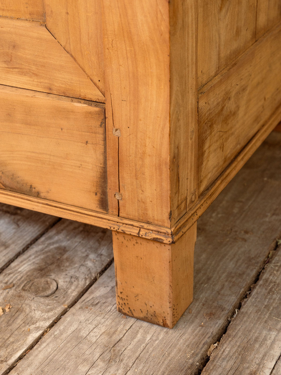 gilbert-buffet-bois-1726-16
