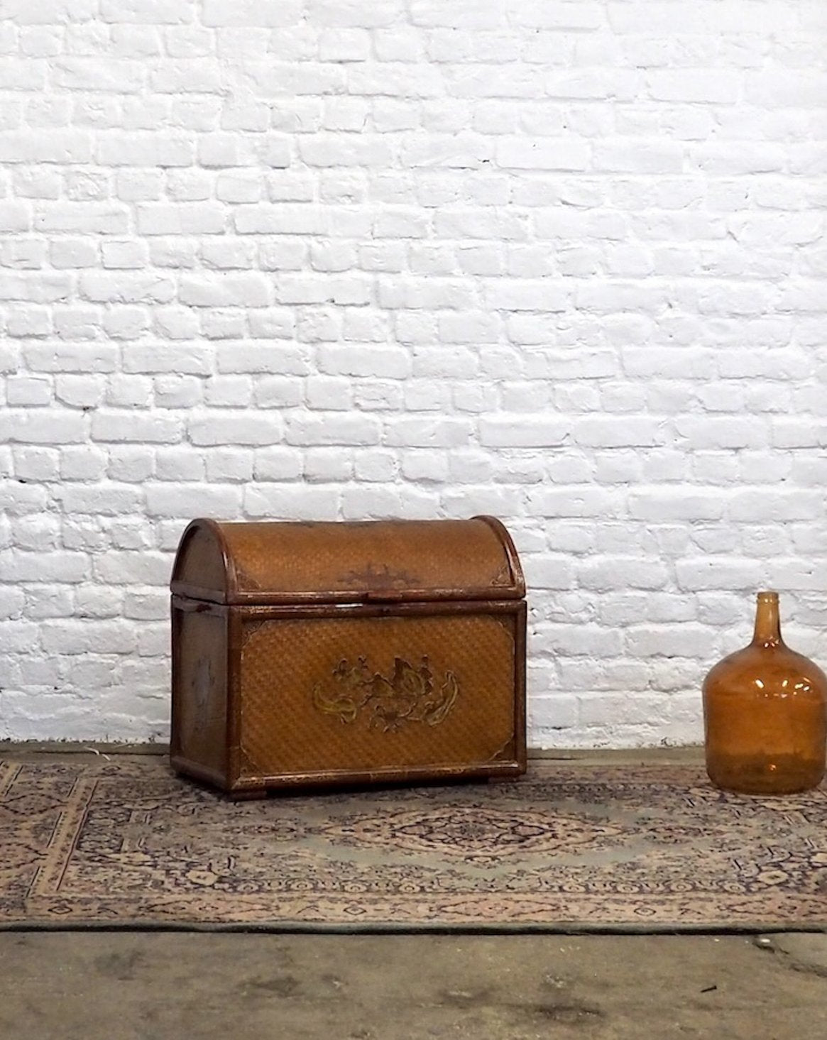 Our second-hand decorations