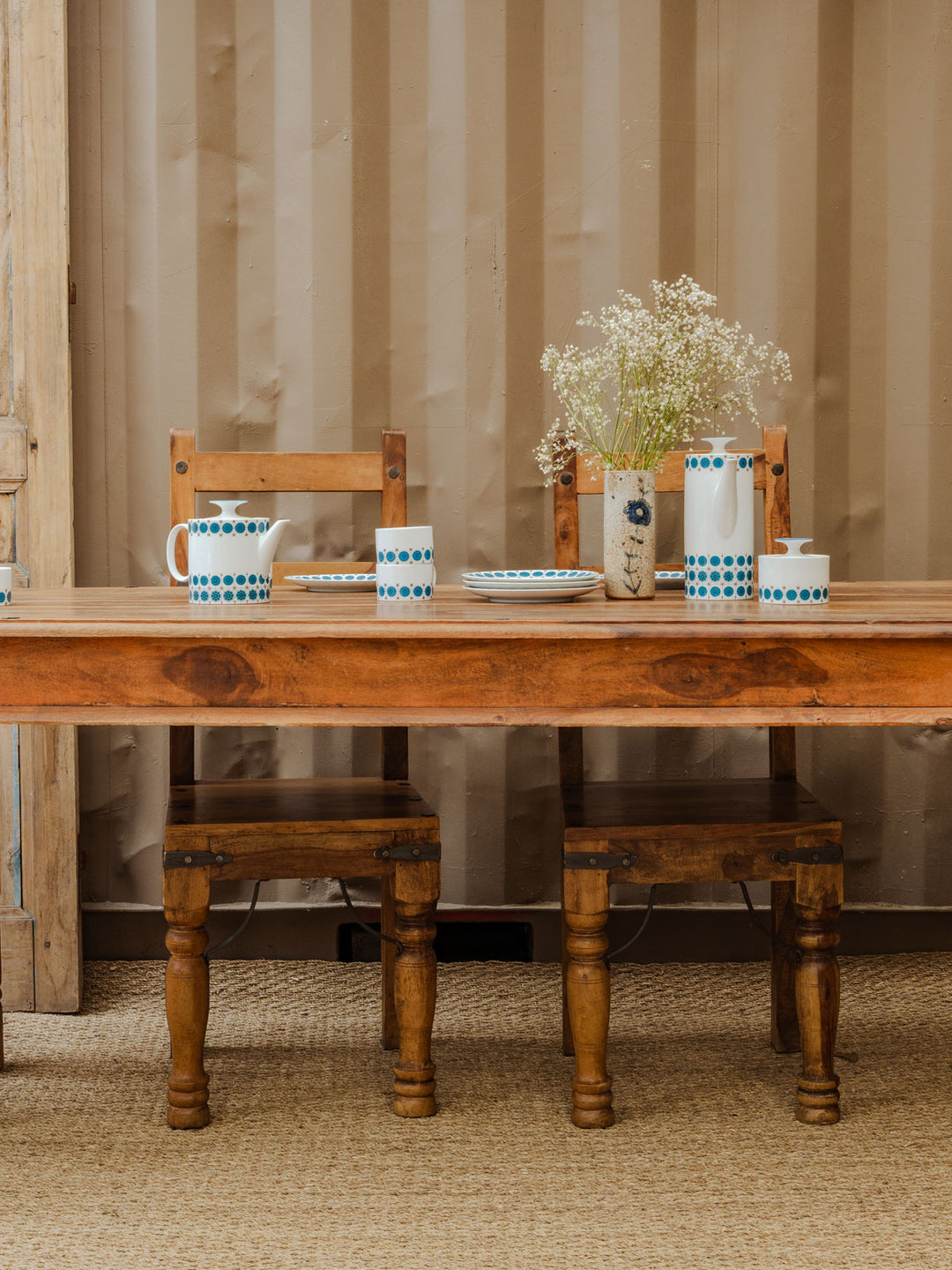 ange-ensemble-table-et-chaises-bois-6-4