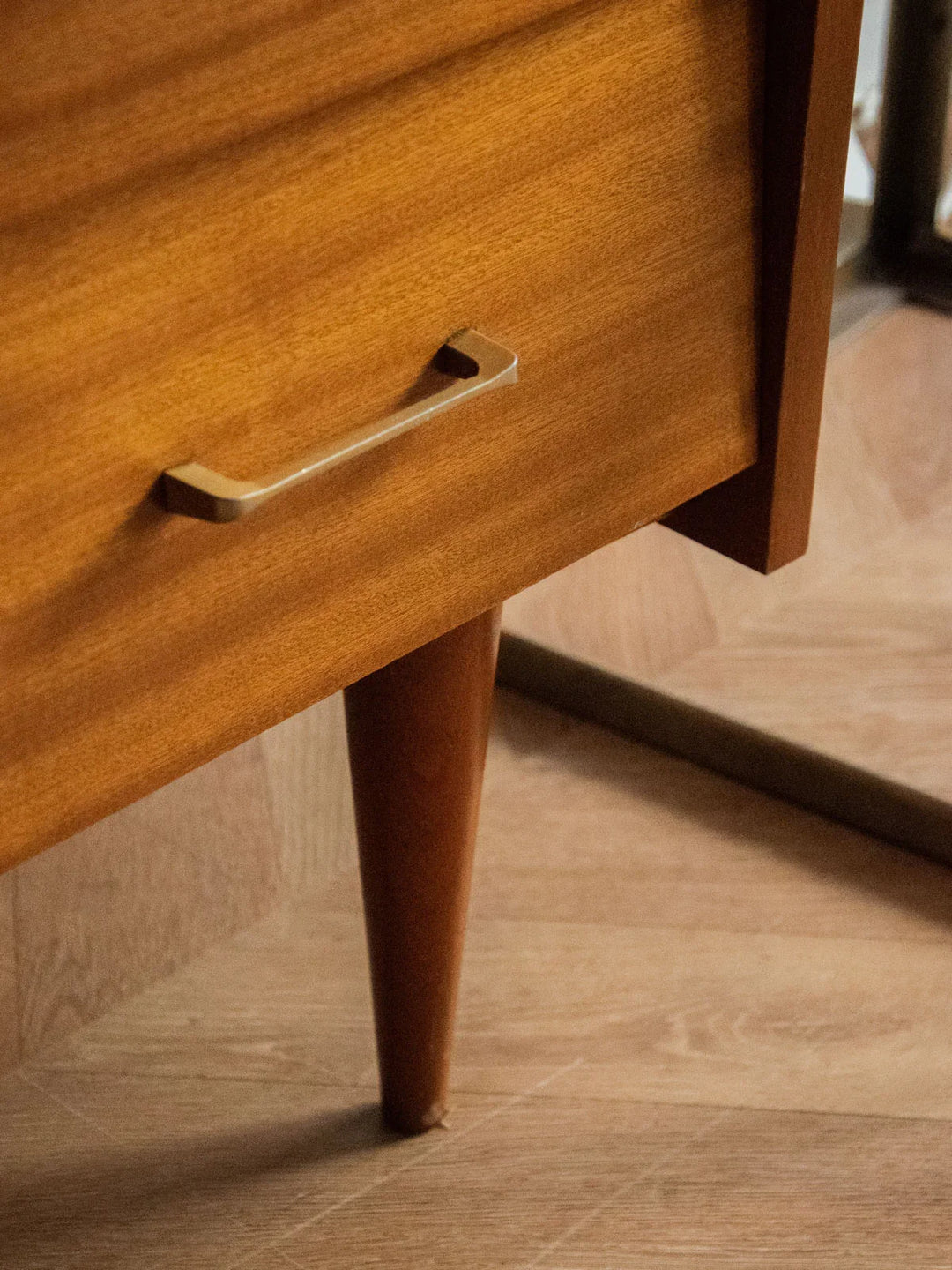 olga-commode-teck-388-7